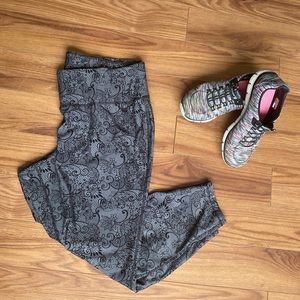 Livi Active 22/24 wicking leggings